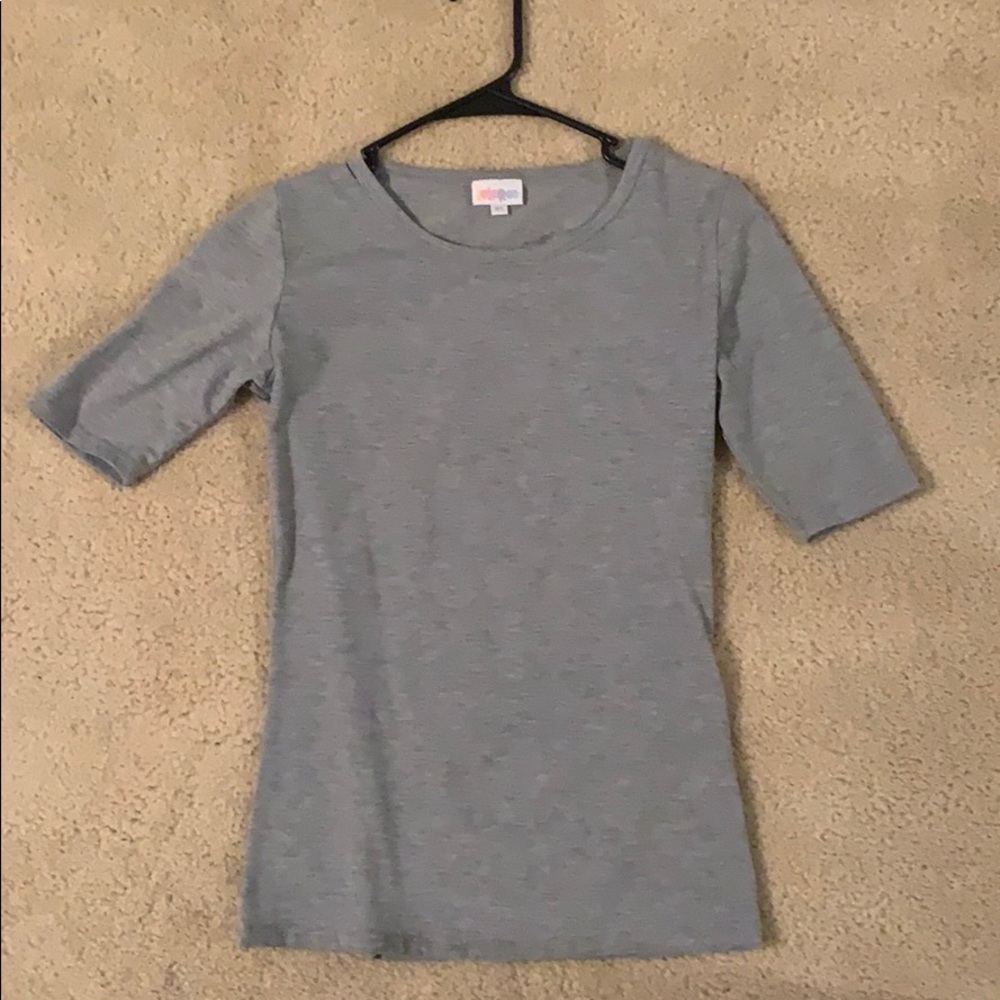 Grey short sleeve top